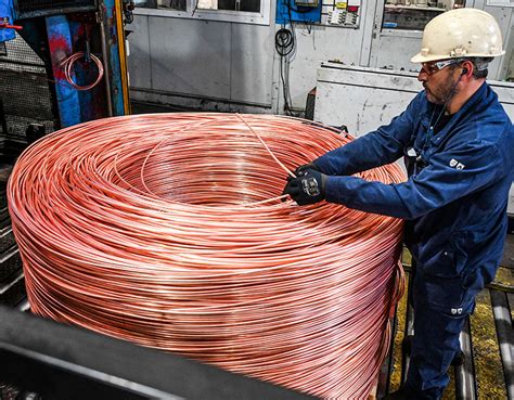  Ferromanganèse: Un allié de taille pour la résistance à la corrosion et l'augmentation de la ductilité!